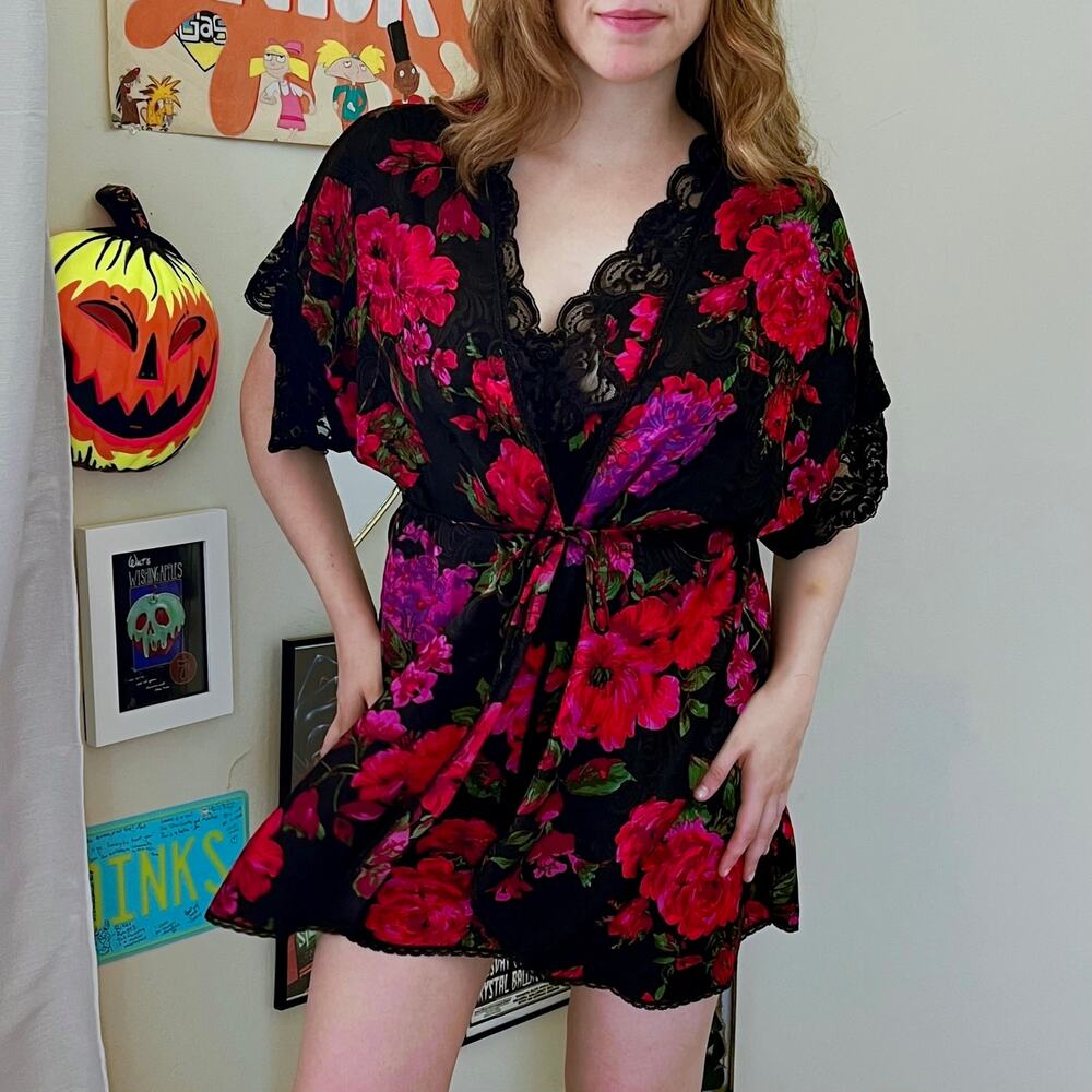 Vintage 1970s Lucie Ann II Black Red Lingerie Set Size Small Nightgown Kimono